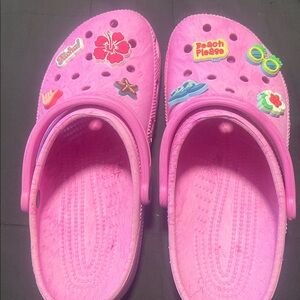 CROCS Pink classic clog with  Beach Charms.